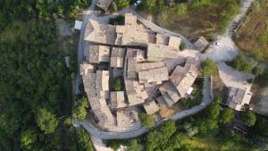 A bird's-eye view of Casetta Nonna Augusta (Spello 9 km-Assisi 12 km)