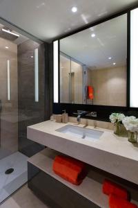 Kúpeľňa v ubytovaní Parc du Cap Luxury Apartment