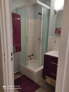 Ένα μπάνιο στο Aux arcades du lac