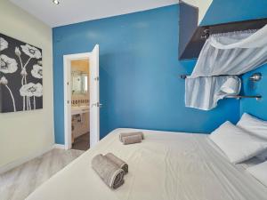 Posteľ alebo postele v izbe v ubytovaní Unique Cozy Scenic Penthouse