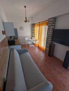 Gallery image of Two bedrooms apartment 50m from the beach in Srima +10 photos