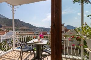 Γενική θέα στο βουνό ή θέα στο βουνό από  αυτό το ξενοδοχείο διαμερισμάτων +11 φωτογραφίες