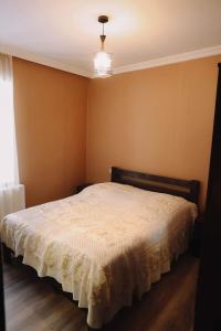 Katil atau katil-katil dalam bilik di Arsenas Guest House