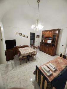 A television and/or entertainment centre at Casa Eden