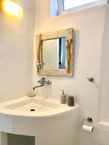 A bathroom at My Lovely Place Mykonos