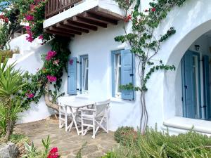 A garden outside My Lovely Place Mykonos