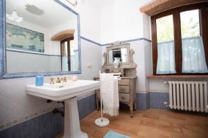 Koupelna v ubytování Affitti Brevi Toscana - Ospitalità in Toscana