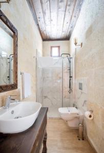 Koupelna v ubytování Uzay Cave Suite Hotel