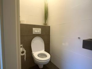 Ένα μπάνιο στο Sleedoornstraat 1 +8 φωτογραφίες