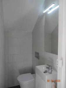 Um banheiro em Villa Andorinha