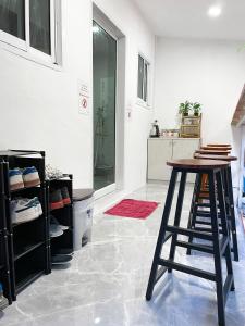 Magic Hostelにあるキッチンまたは簡易キッチン