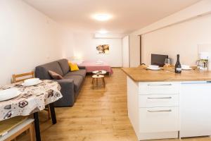 Gallery image of Studio & Apartment 'The Roots Apartments' near Pula, Istria, Croatia in Pula