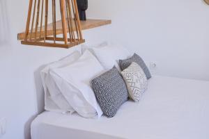 Postel nebo postele na pokoji v ubytování Niki Rooms