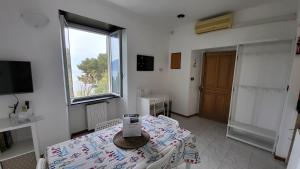 Gallery image of La casa di Giada&Gaia in Recco +37 photos