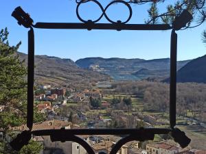Nespecifikovaný výhled na hory nebo výhled na hory při pohledu z bed and breakfast