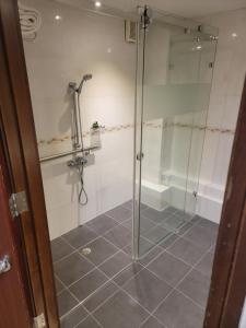 Ein Badezimmer in der Unterkunft Mingle With The Star