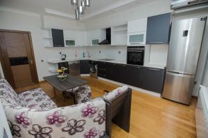 Afbeelding uit fotogalerij van HappyHome in Masazır