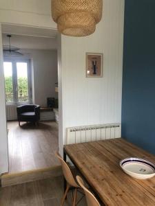 Posedenie v ubytovaní La Maison Familiale Ladou