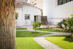 Vonkajšia záhrada v ubytovaní Villa Bike Friendly in center Fuengirola & 2nd line beach