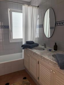 Koupelna v ubytování Family B&B HomefromHomees + 37 fotografií