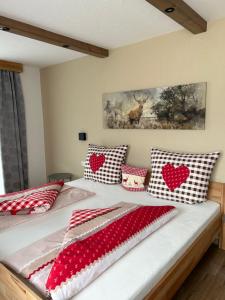 Postel nebo postele na pokoji v ubytování Ferienwohnungen LODGE-B