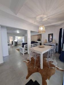Φωτογραφία από το άλμπουμ του Die Boomhuis. Pearly Beach σε Pearly Beach