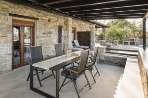 Gallery image of Blue & Indigo Turtles Apartments, Vourvourou #FeelsLikeHome in Vourvourou