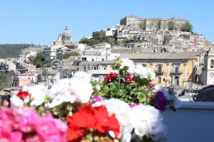 Nespecifikovaný výhled na destinaci Ragusa nebo výhled na město při pohledu z bed and breakfast