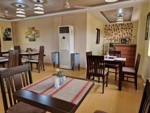 Χώρος καθιστικού στο Cactus Creek Hotel