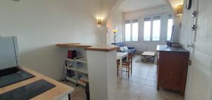 Kuchyň nebo kuchyňský kout v ubytování Maison sur mer Palavas