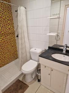 Ένα μπάνιο στο Villa Promenade Terrace +29 φωτογραφίες