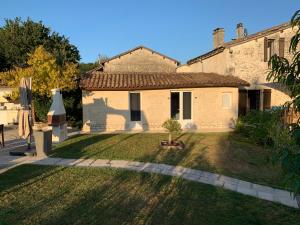 Το κτήριο όπου στεγάζεται  το bed & breakfast