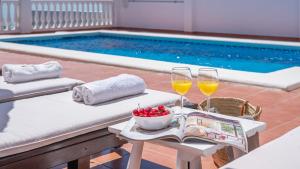 Basen w obiekcie Casa Los Almendrales Torrox by Ruralidays lub w pobliżu