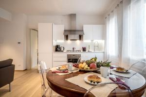A kitchen or kitchenette at Apt. Venice Modern Style Még 5 kép