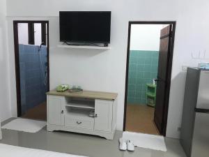 TV a/nebo společenská místnost v ubytování Share at Khaoyai