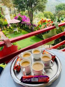 Jídlo v hotelu nebo okolí