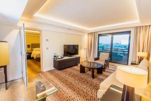 Μια τηλεόραση ή/και κέντρο ψυχαγωγίας στο Abuja Continental Hotel