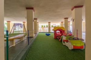Detský klub v ubytovaní Marbella beachfront apartment Romana Playa Elviria