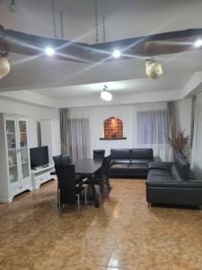 Gallery image of Casa Floare de Colt in Cîrţişoara