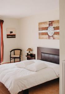 Posteľ alebo postele v izbe v ubytovaní Obrava Guesthouse Kotroni Trikalon + 37 fotografií