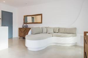 Χώρος καθιστικού στο ABA Ηospitalité Paros- The Luxury Suite, Naousa, Paros