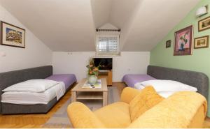 Postel nebo postele na pokoji v ubytování Apartment Ivanka