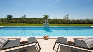 Gallery image of An elegant countryside holiday home in Kanfanar in Ladići