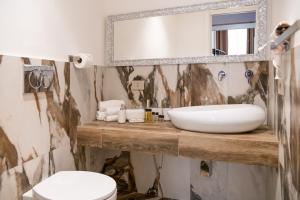 Koupelna v ubytování Sant'Antonino Luxury Suite