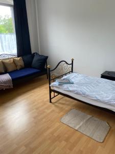 Un pat sau paturi într-o cameră la WG Zimmer 108