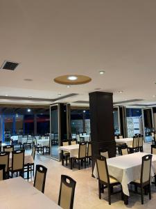 Veitingastaður eða matsölustaður á Hotel Zverneci