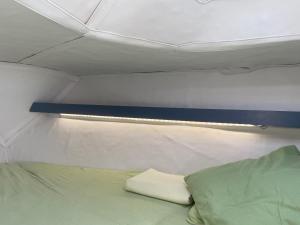 Zdjęcie z galerii obiektu location un petit voilier w La Rochelle