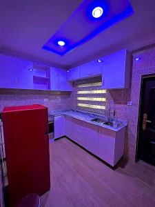 Φωτογραφία από το άλμπουμ του The Moonshine Residence-Royal σε Nnewi