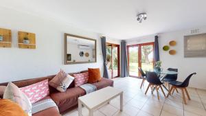 Χώρος καθιστικού στο San Lameer Villa 2502 by Top Destinations Rentals