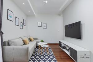 TV a/nebo společenská místnost v ubytování Condo Cattaro